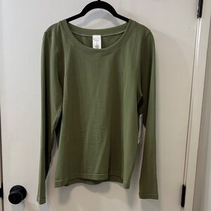 Athleta Sage Long Sleeve Women's Top